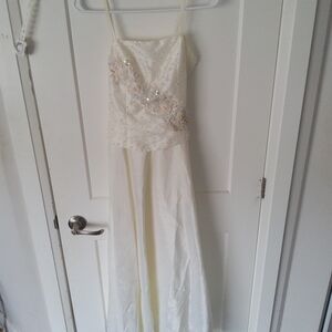 Ivory Embelished Formal White Gown